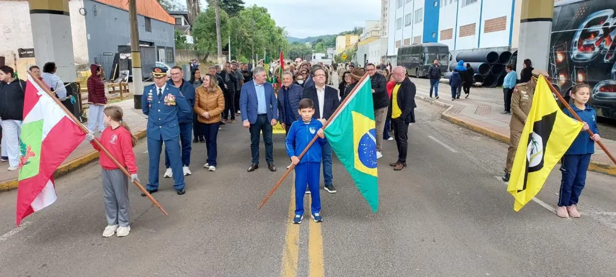 39 entidades participaram do desfile de 07 de setembro em Herval d’Oeste