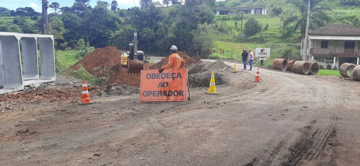 Trecho entre Luzerna e Água Doce está em meia pista devido às obras