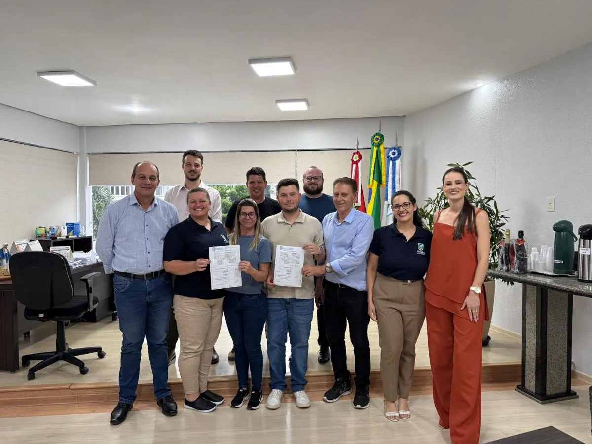 Prefeitura assina ordem de serviço para ampliação do refeitório da Escola Nuperajo