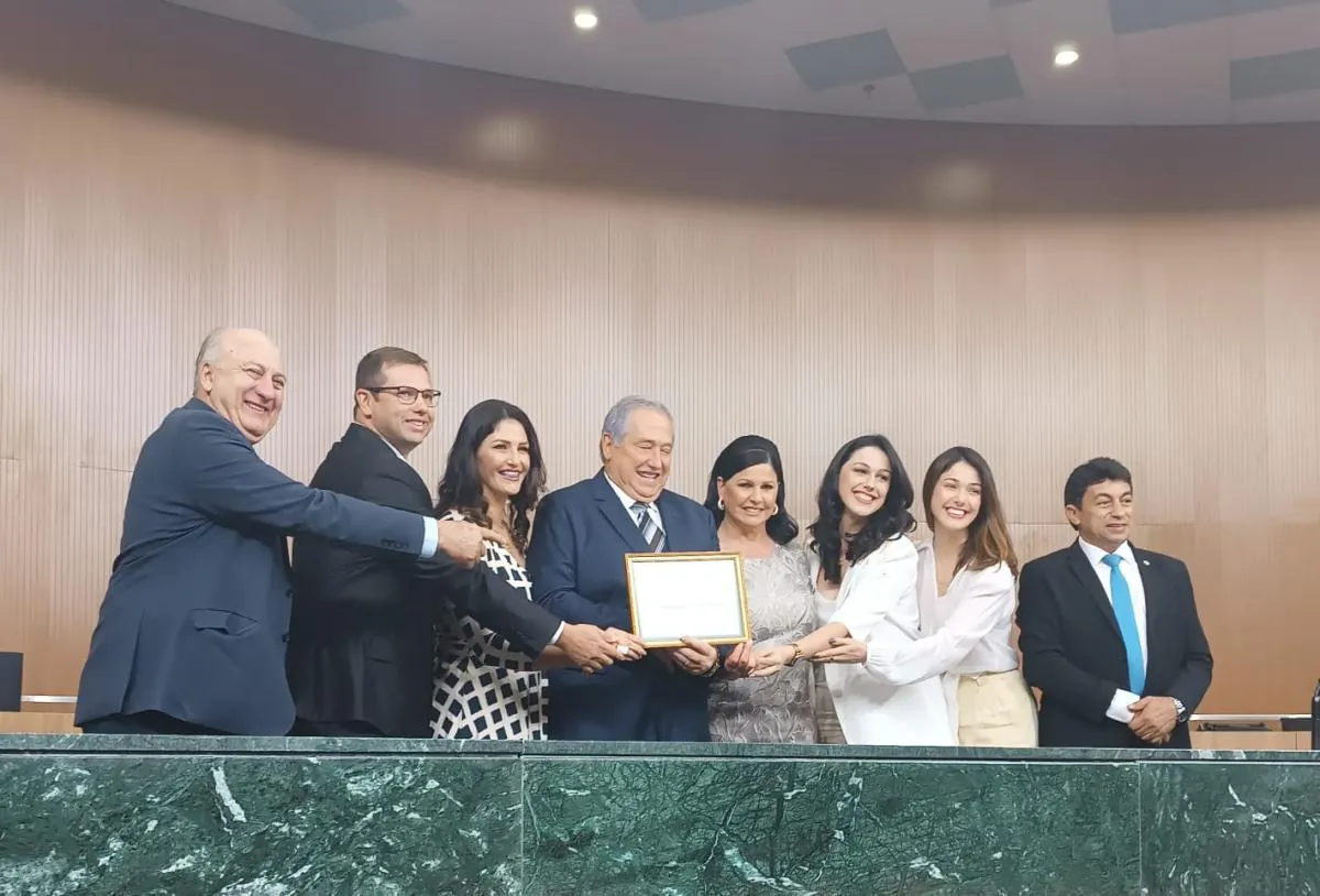 Empresário Treze-tiliense recebe título de cidadão goiano