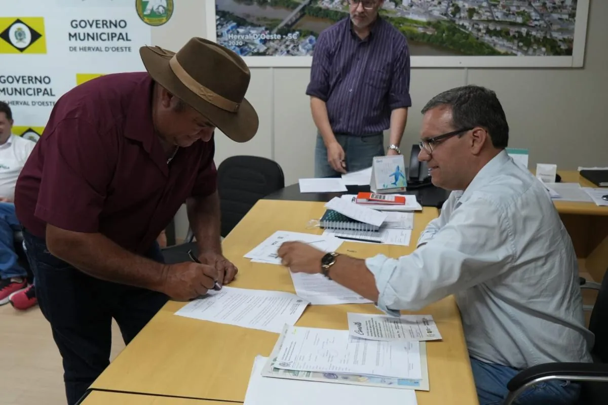 Herval d’Oeste investirá R$ 1,4 milhão para melhorias no município