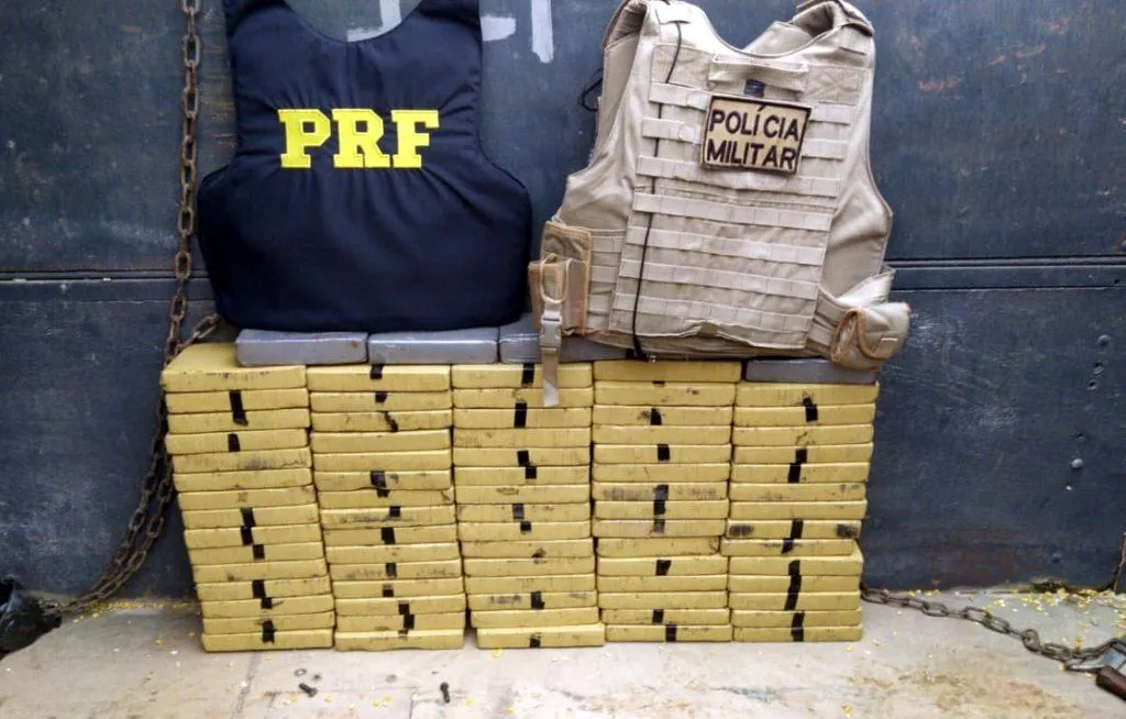 83 Kg de cocaína é apreendida pela PRF e PM