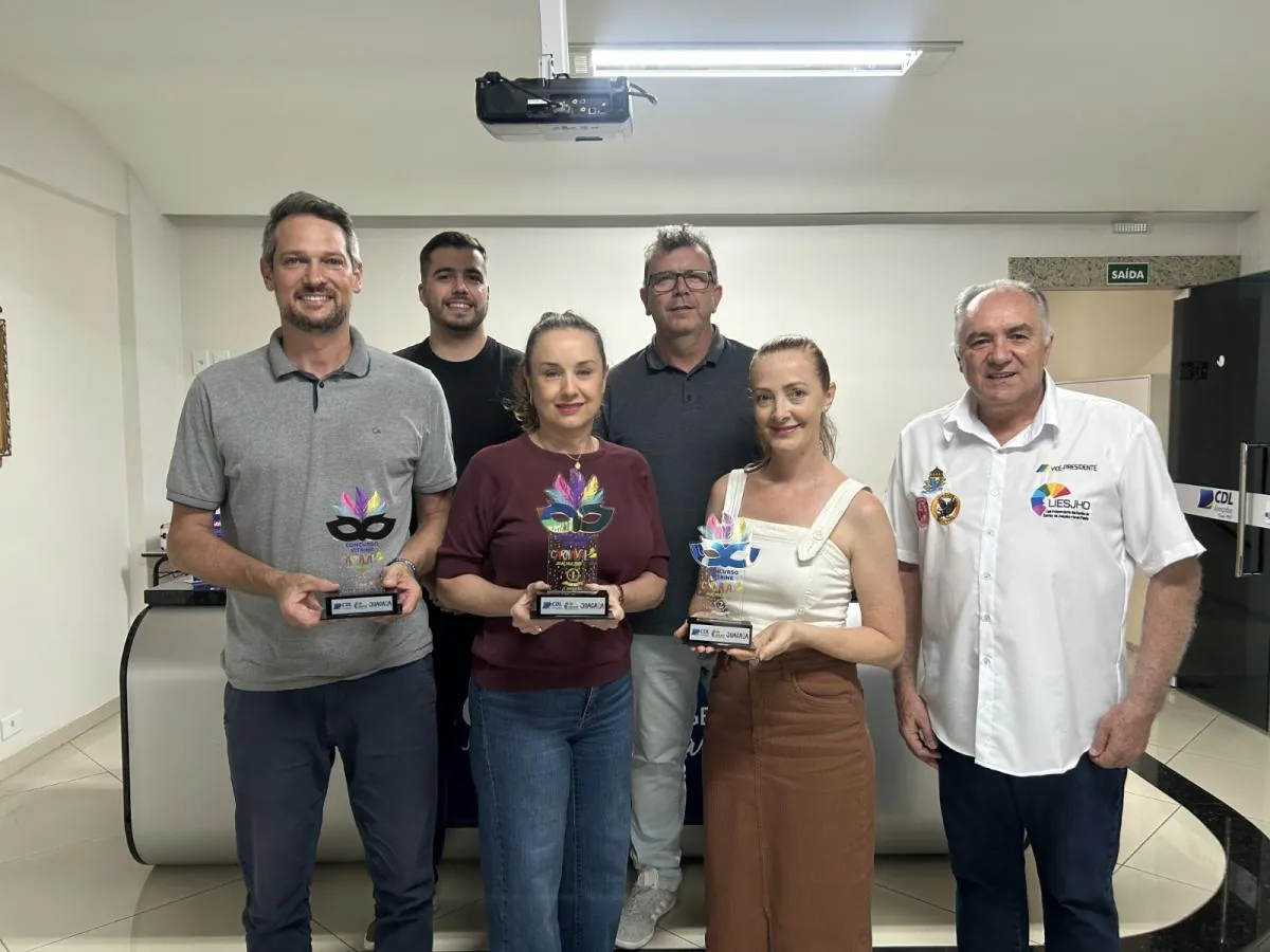 CDL/Joaçaba divulga vencedores do concurso de vitrines com tema de Carnaval