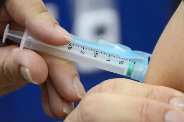 Vacina contra Influenza está disponível para toda a população