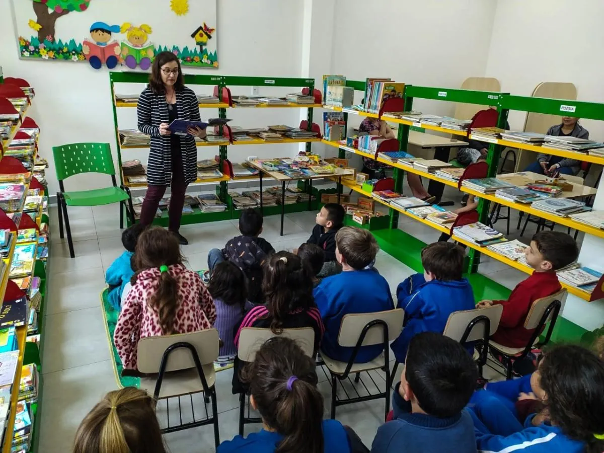 Secretaria de Educação de Joaçaba promove contação de histórias para alunos da Educação Infantil