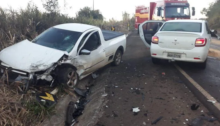 Colisão frontal é registrada na SC-135