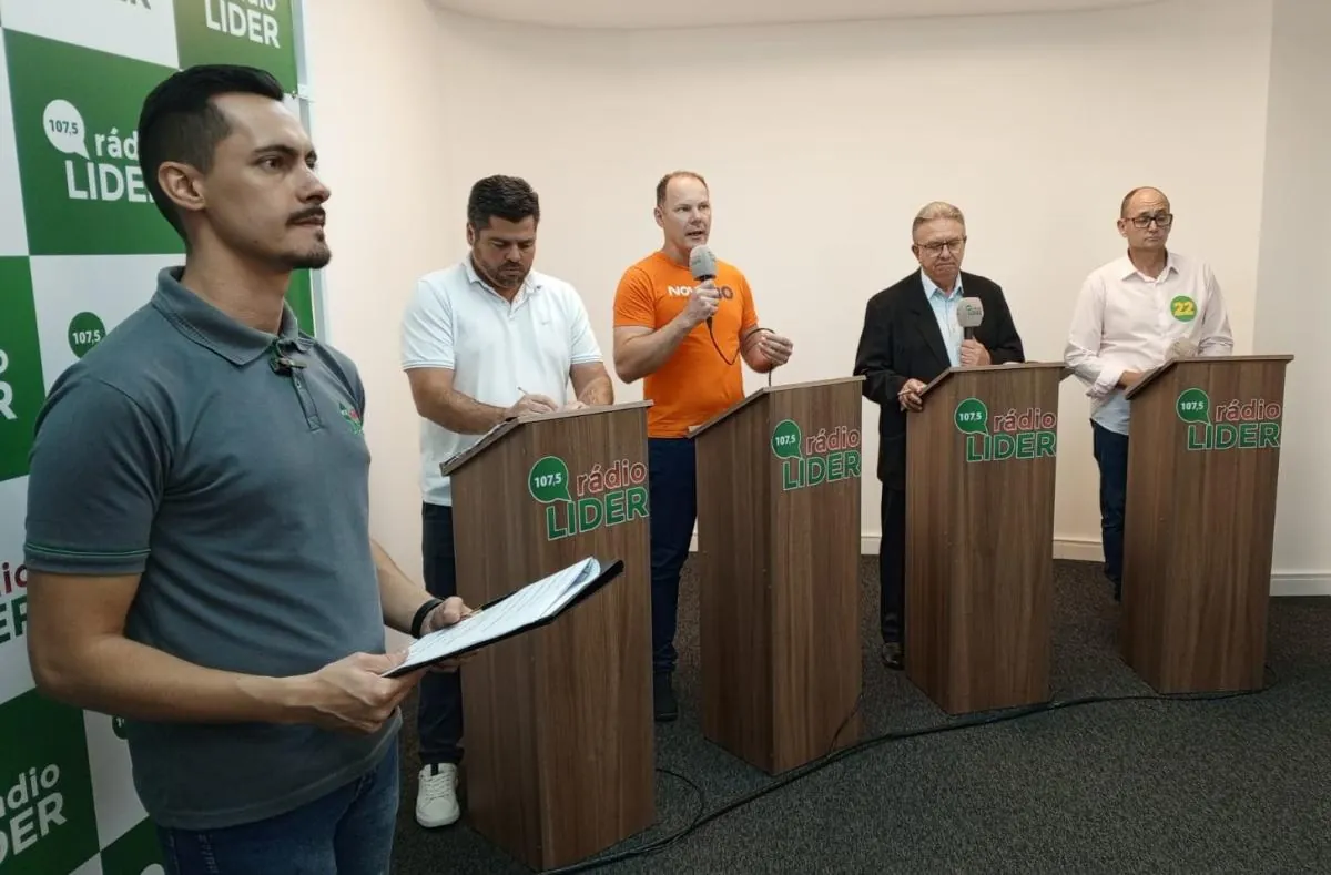 Rádio Líder realizou debate com os candidatos a Prefeito de Luzerna