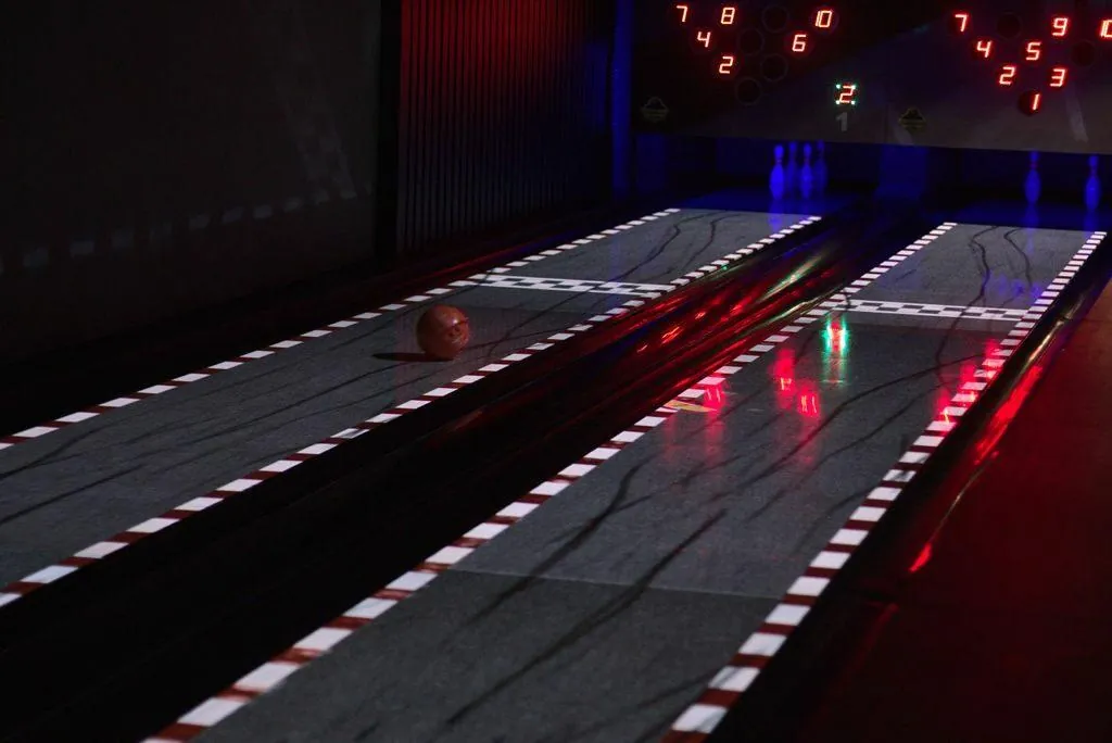 Inaugurou em Joaçaba o novo boliche interativo de Santa Catarina: Via Bowling