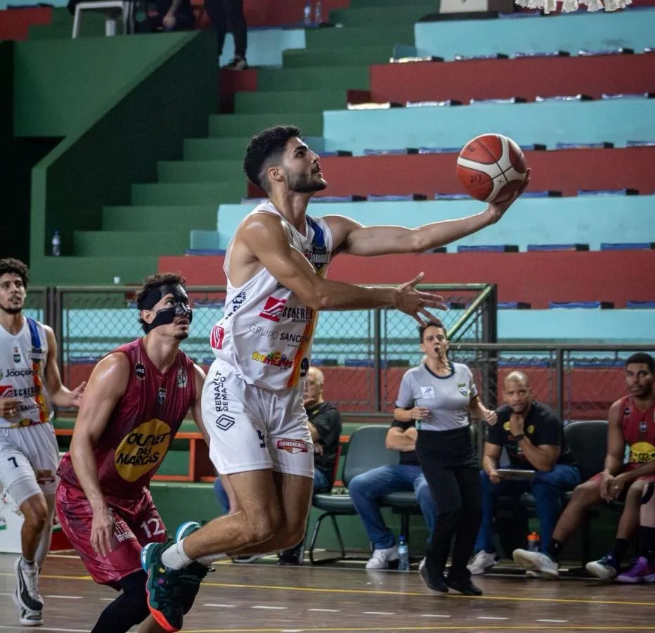 Basket Joaçaba joga pelo Catarinense em casa