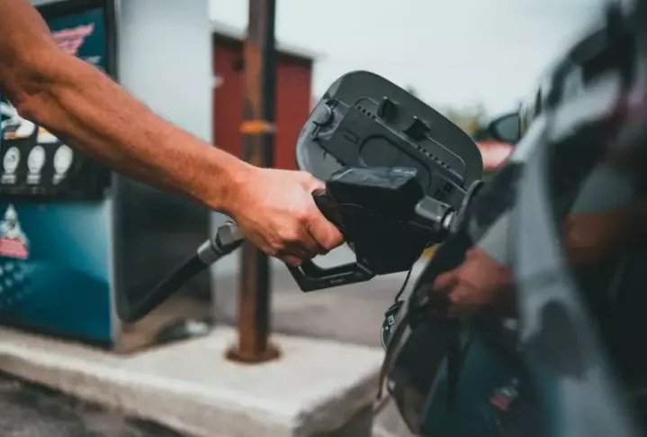 Litro da gasolina comum continua com preços elevados durante quarta semana consecutiva de levantamentos em Santa Catarina – Foto: Pexels/Reprodução/ND