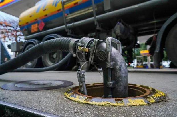 SC reduz ICMS da gasolina, álcool, eletricidade e comunicações