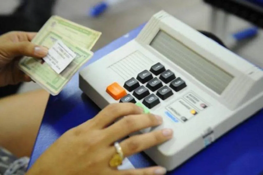 Mesários estão isentos de taxa de concurso público em Santa Catarina