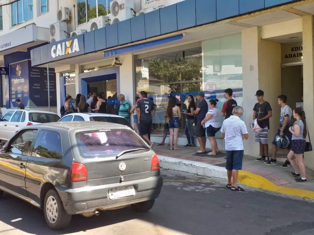 Agências da CAIXA passarão a funcionar em novo horário