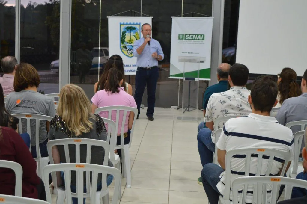 Inaugurada em Joaçaba escola que agrega parceria com SENAI