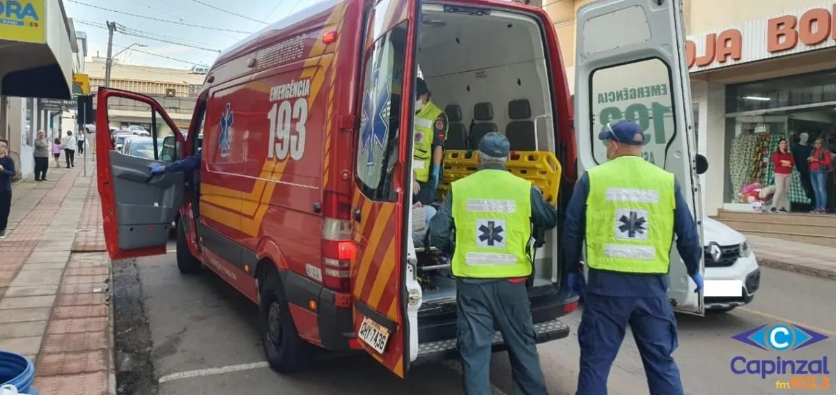 Colisão deixa motociclista ferida no centro de Capinzal