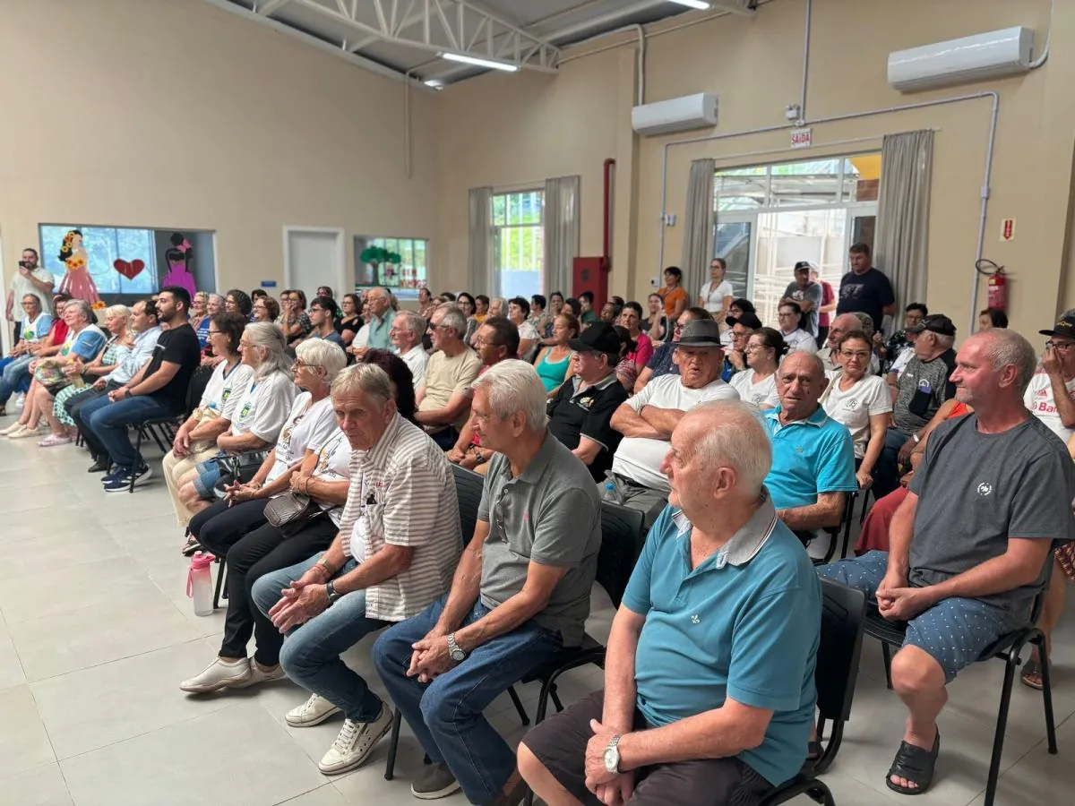 Joaçaba realiza abertura dos Jogos Abertos da Terceira Idade