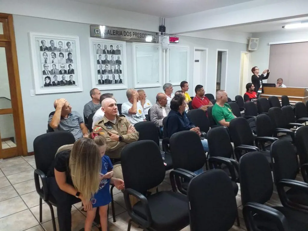 APRASC pede apoio pela revisão salarial