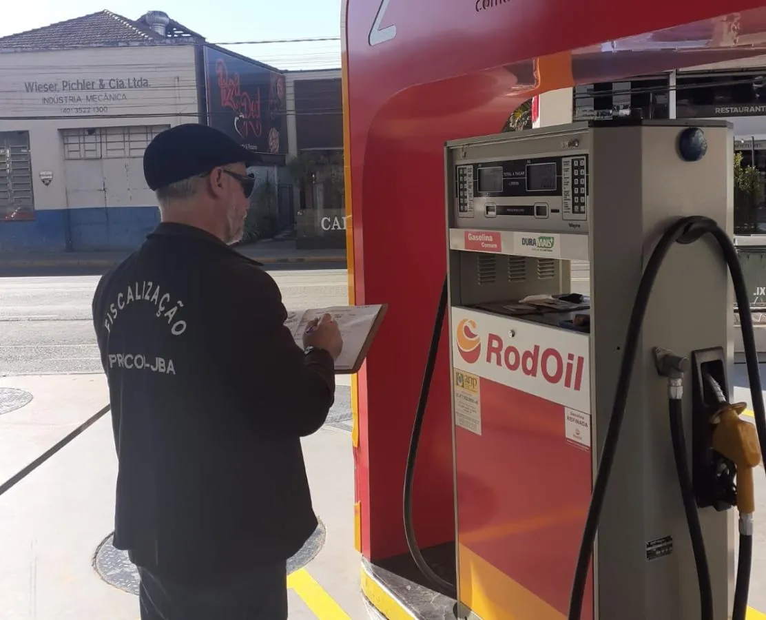 Procon realizou pesquisa de preços nos postos de combustíveis de Joaçaba