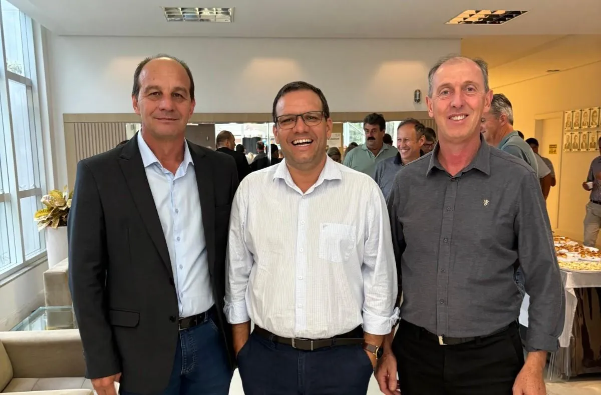 Prefeito Vilson Sartori é empossado membro da Diretoria da FECAM