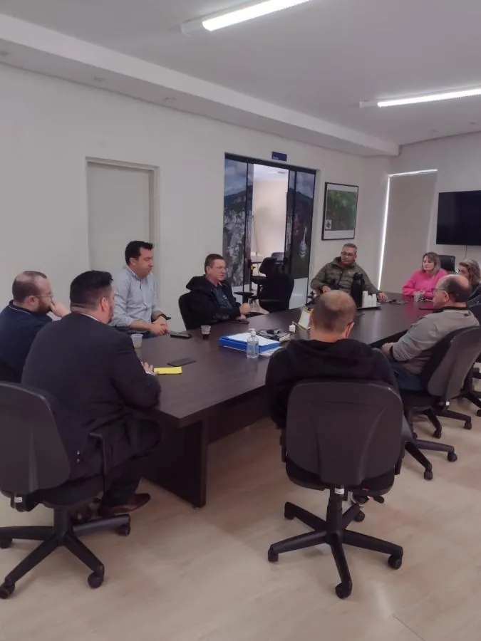 SINDICATO DOS SERVIDORES DE JOAÇABA RECEBE A CONFIRMAÇÃO QUE O MUNICÍPIO IRÁ PAGAR O PISO NACIONAL DO MAGISTÉRIO