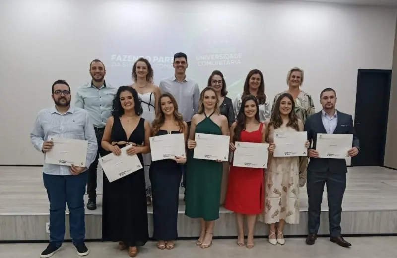 HUST e Unoesc entregam certificados a novos especialistas formados pelo Programa de Residência Médica