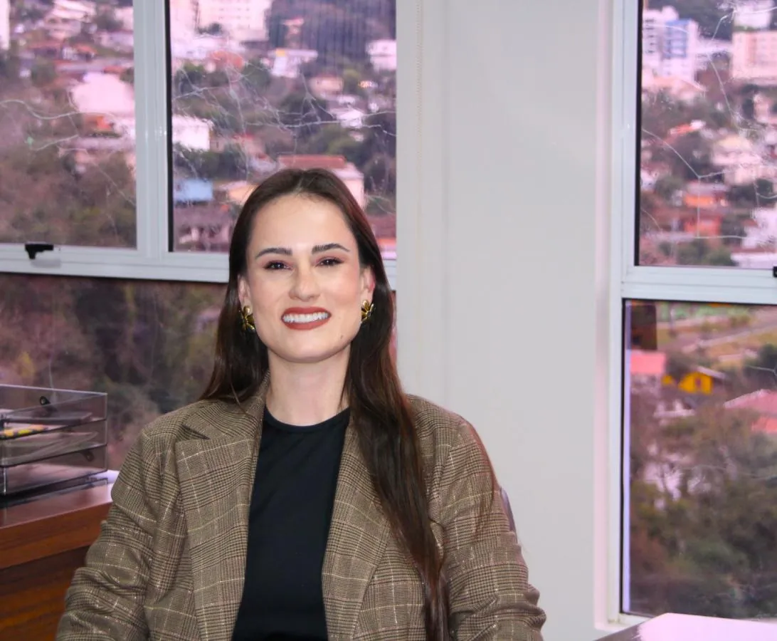Agosto Lilás: Vereadora Jaque de Marco propõe mais um mecanismo de apoio a vítimas de violência