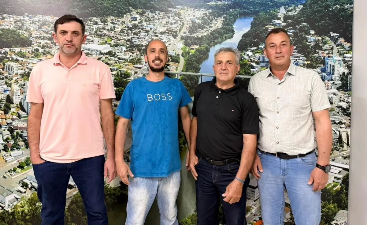 Vereadores pedem recapeamento asfáltico das ruas Castro Alves e Senador Euzébio em Herval d’Oeste