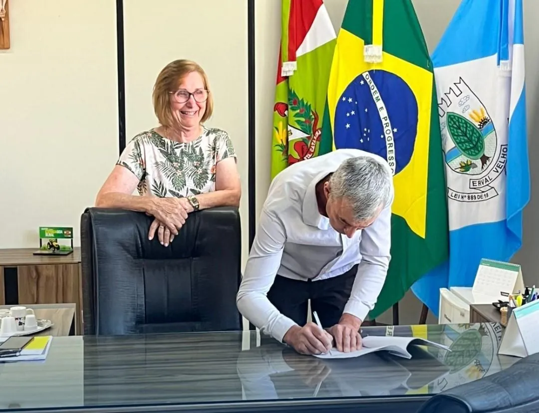 Miguel Tessari assume Prefeitura de Erval Velho durante o período de férias da prefeita Lenita