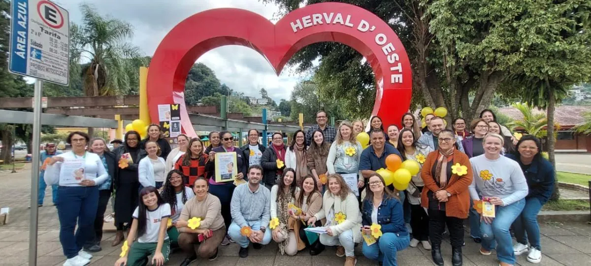 Assistência Social de Herval realiza ação buscando a conscientização no combate à exploração de crianças e adolescentes
