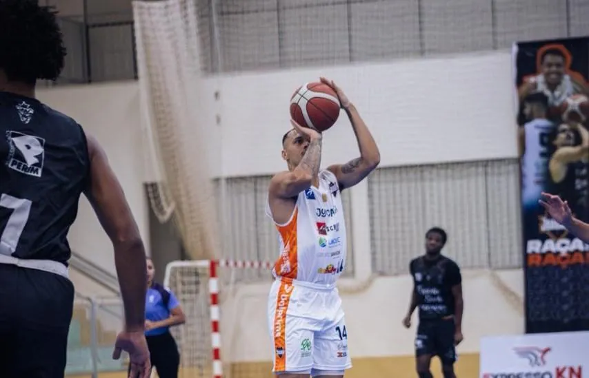 Unoesc Basket Joaçaba joga a primeira partida dos Playoffs da Liga Ouro nesta quinta-feira(16)