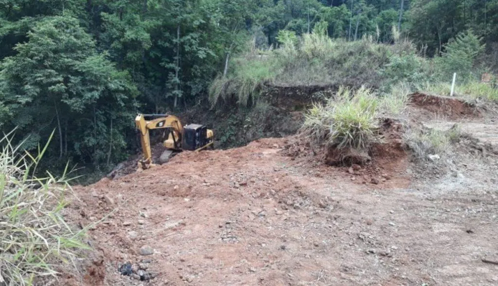 Iniciada recuperação da SC 155 entre Seara e Itá