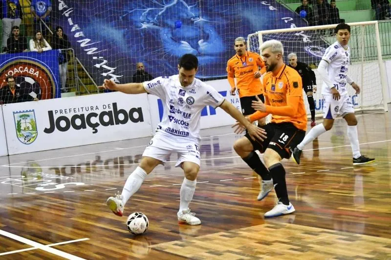 Joaçaba é superado nos pênaltis e se despede da Copa LNF