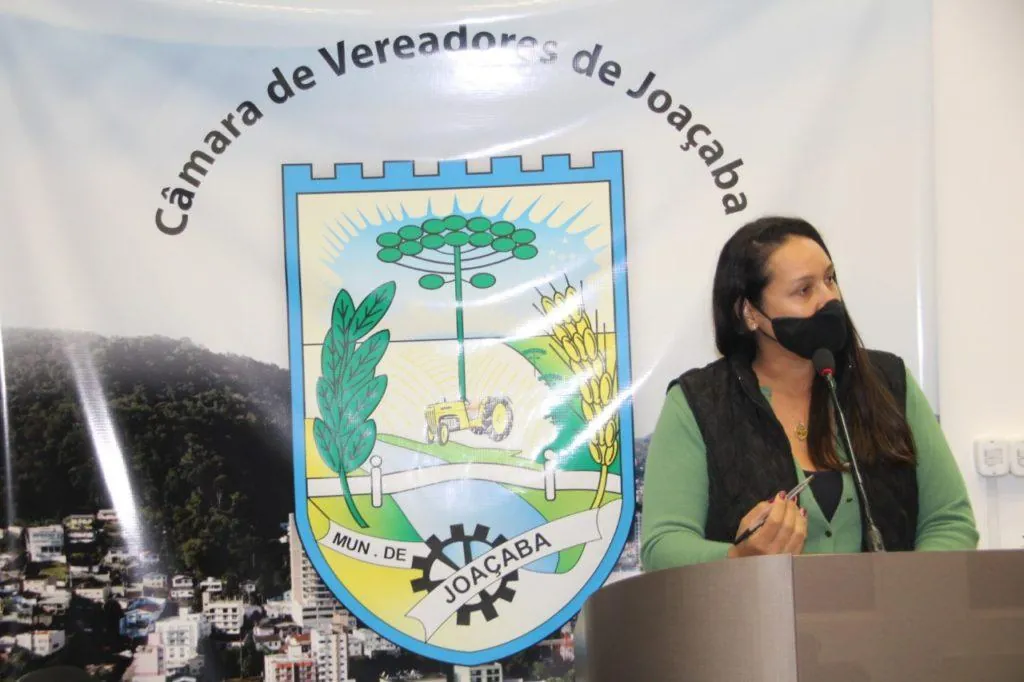 Vereadora de Joaçaba defende multa para quem não utilizar máscaras