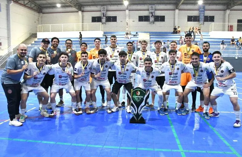 Equipe Sub-17 do Joaçaba Futsal é campeã da Liga Catarinense