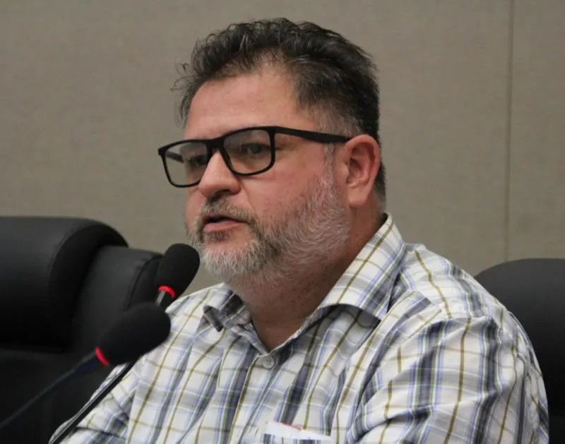 Juliano Pedrini sugere criação de local para som automotivo