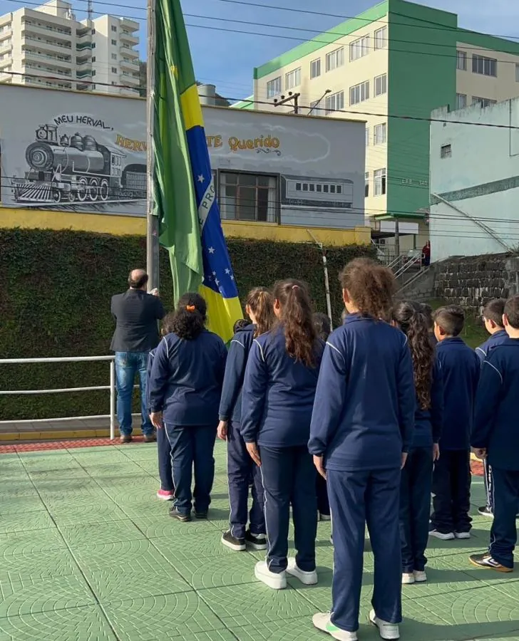 Semana cívica iniciou nesta sexta-feira (01) em Herval d’Oeste