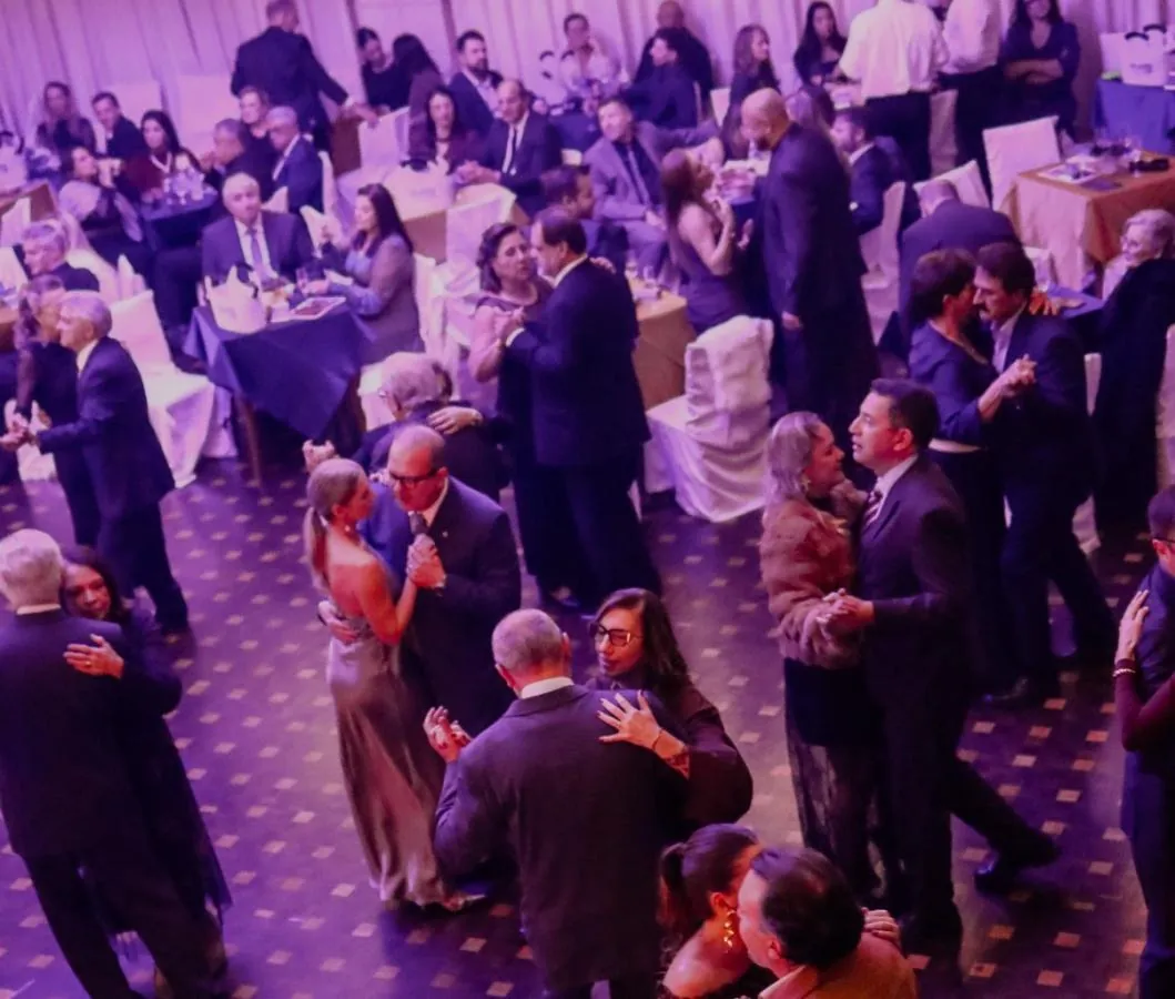 Baile Solidário em prol do Banco de Leite Humano do HUST aconteceu no sábado (16)