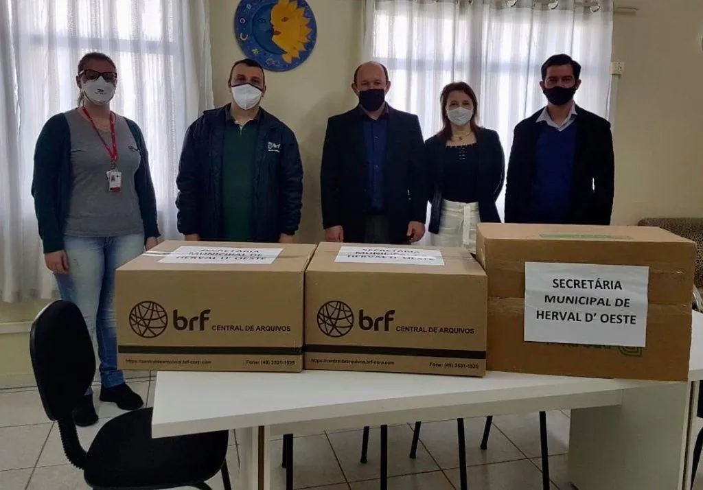 BRF doa EPIs e testes para a Covid-19 à Secretaria de Saúde de Herval d’Oeste