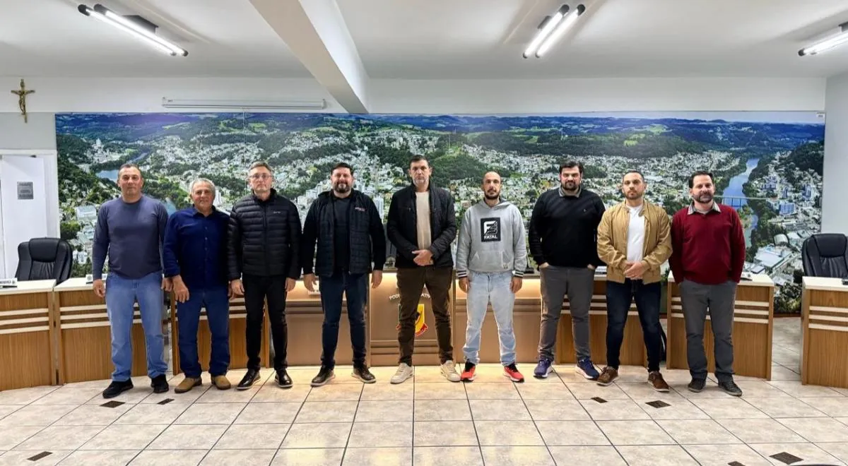 Vereadores solicitam poda de árvores em ruas de Herval d’Oeste