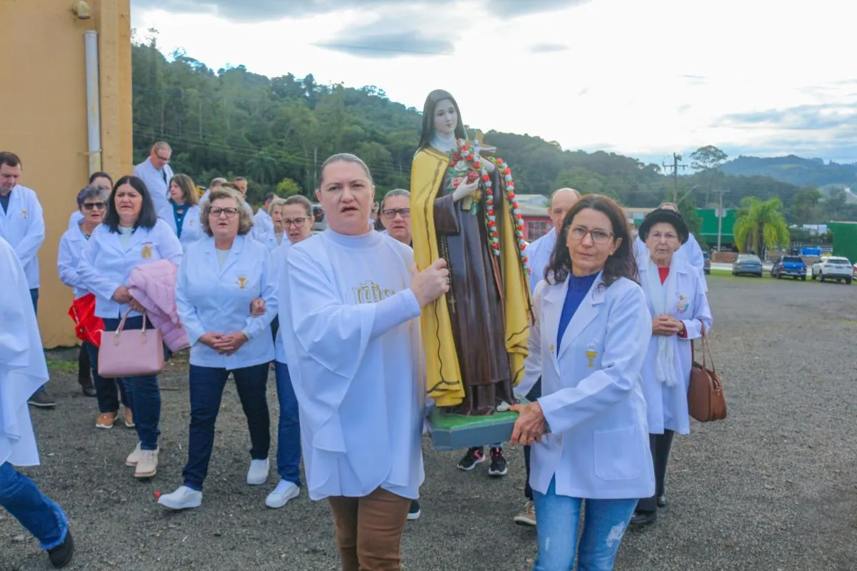 Diocese de Joaçaba promove Jubileu dos Ministros com representações das 27 Paróquias