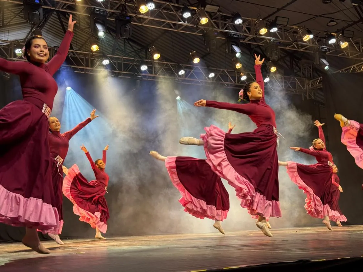 Primeira noite do 33º Dance Joaçaba reúne dança, talento e emoção