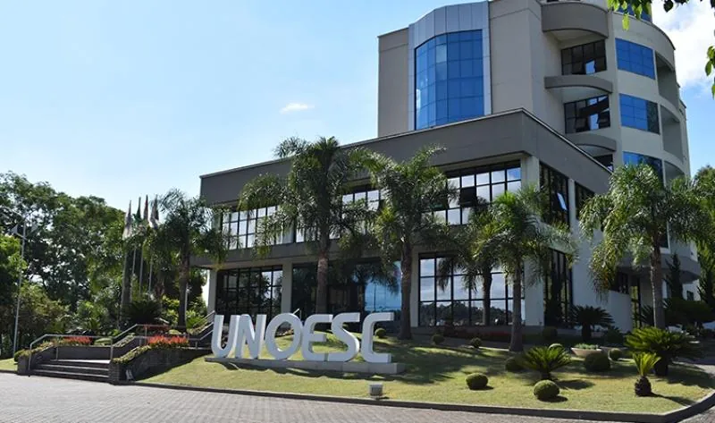 Cursos da Unoesc são avaliados com quatro estrelas no Guia da Faculdade 2021