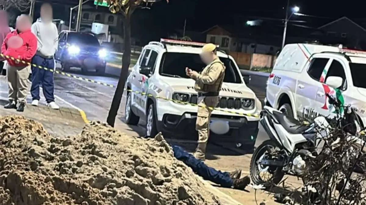 Proprietário de comércio reage a assalto, mata assaltante e deixa outro ferido