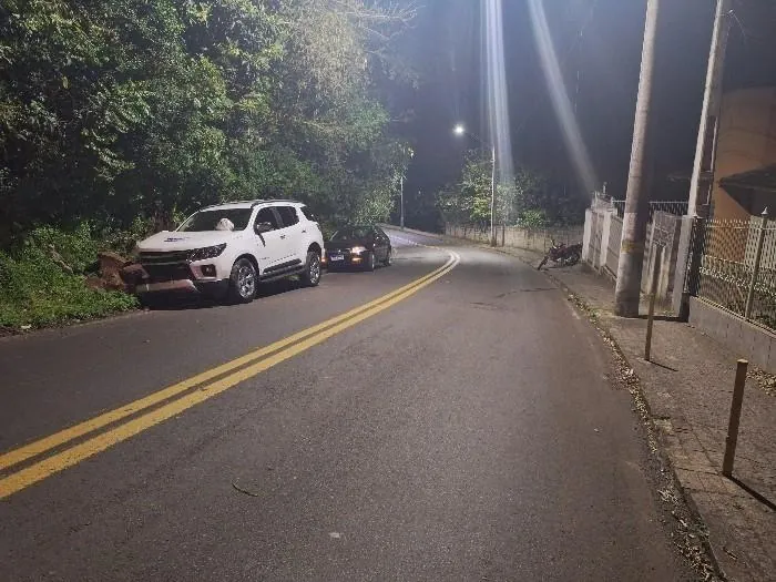 Motociclista fica gravemente ferido após acidente em Joaçaba