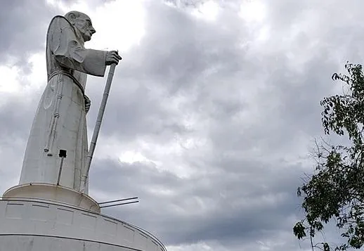 Monumento Frei Bruno será reaberto ao público a partir do meio dia deste sábado (04)