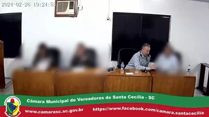 ‘Já tomei umas cachaças’: vereador de SC fala alcoolizado e causa confusão