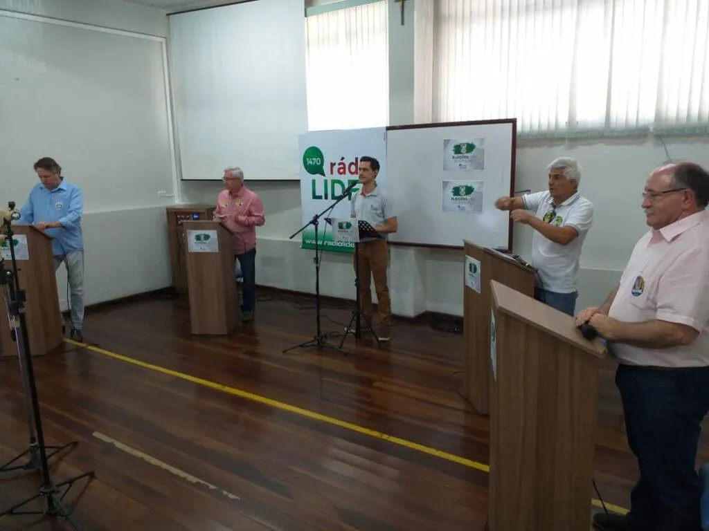 Acompanhe em áudio o último debate com os candidatos de Joaçaba