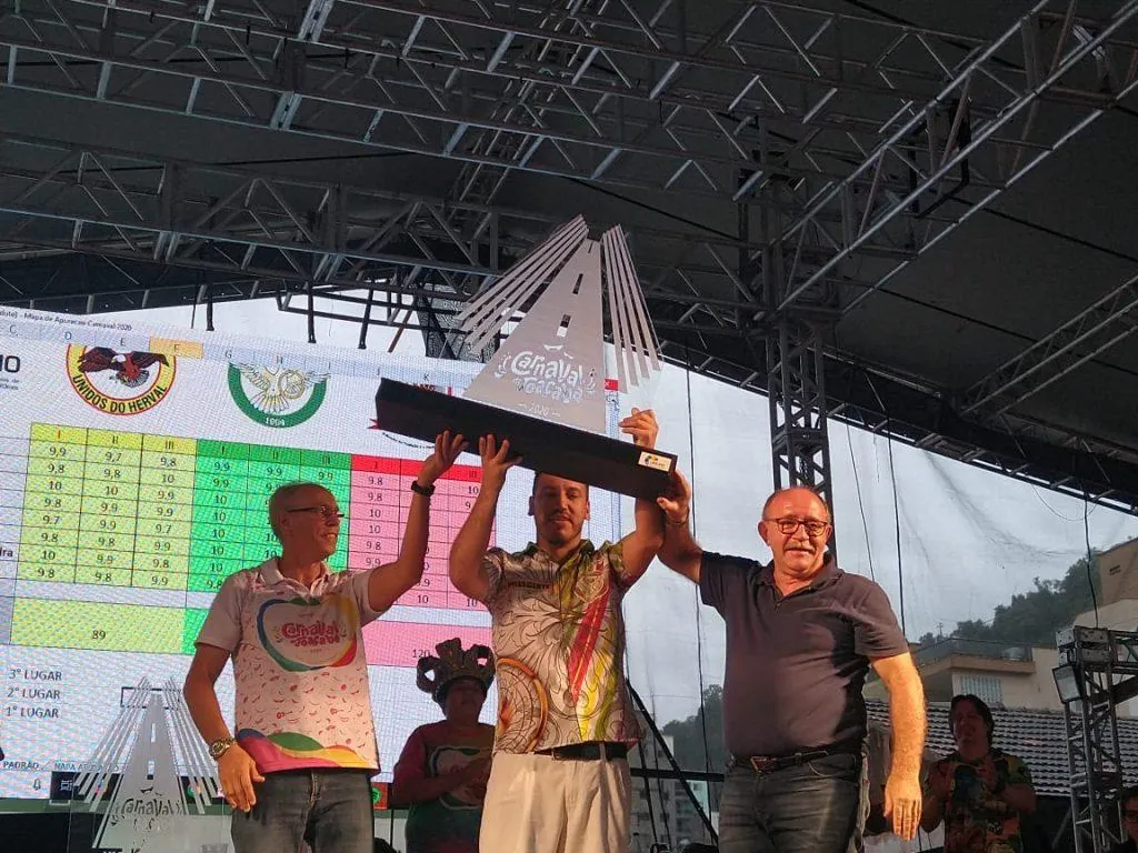Aliança retoma o título de campeã do carnaval