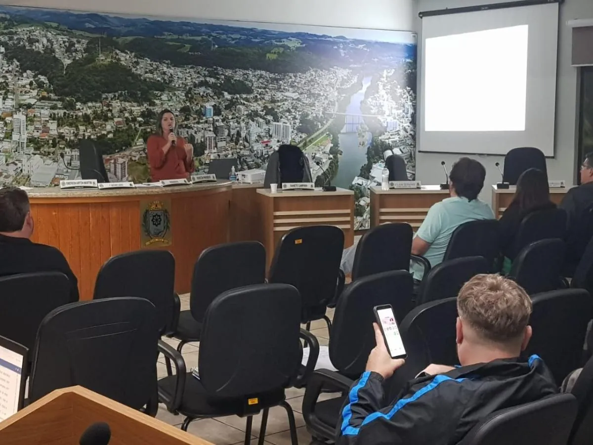 Atividades desenvolvidas pelo Setor de Esportes foram apresentadas na Câmara de Vereadores de Herval d’Oeste desta semana