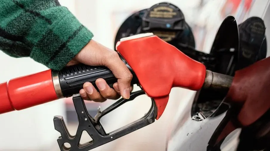 Petrobras eleva preços da gasolina e do diesel a partir desta quarta(16)